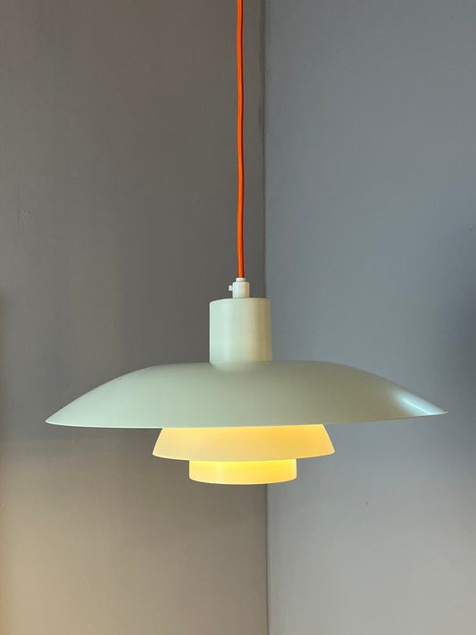 Lamellenlampe PH4 cremeweiß von Poul Henningsen für Louis Poulsen