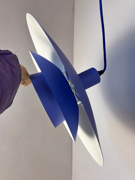 Lamellenlampe Donau blau von JEKA