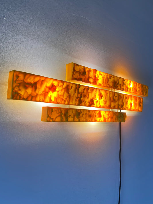 Wandlampe gelb von Uwe Mersch