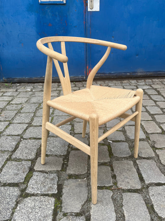 Wishbone Chair Modell CH24 Eiche geseift von Hans J. Wegner für Carl Hansen & Søn