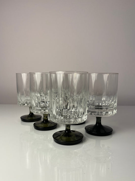 Set: 6x Weinglas mit grauem Sockel