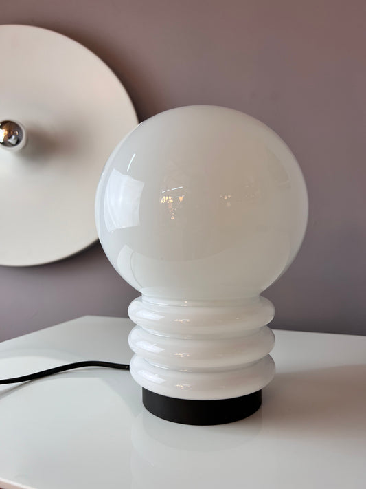 Tischlampe weiß Glas von Glashütte Limburg