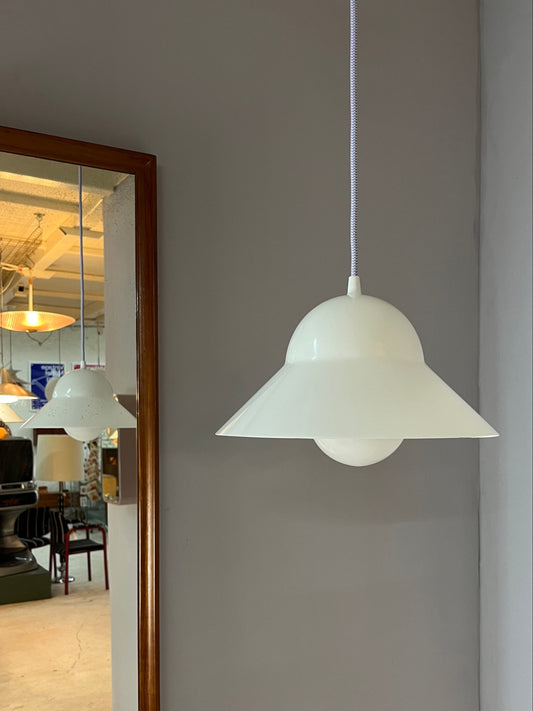 Hängelampe weiß Kunststoff von Friis & Moltke