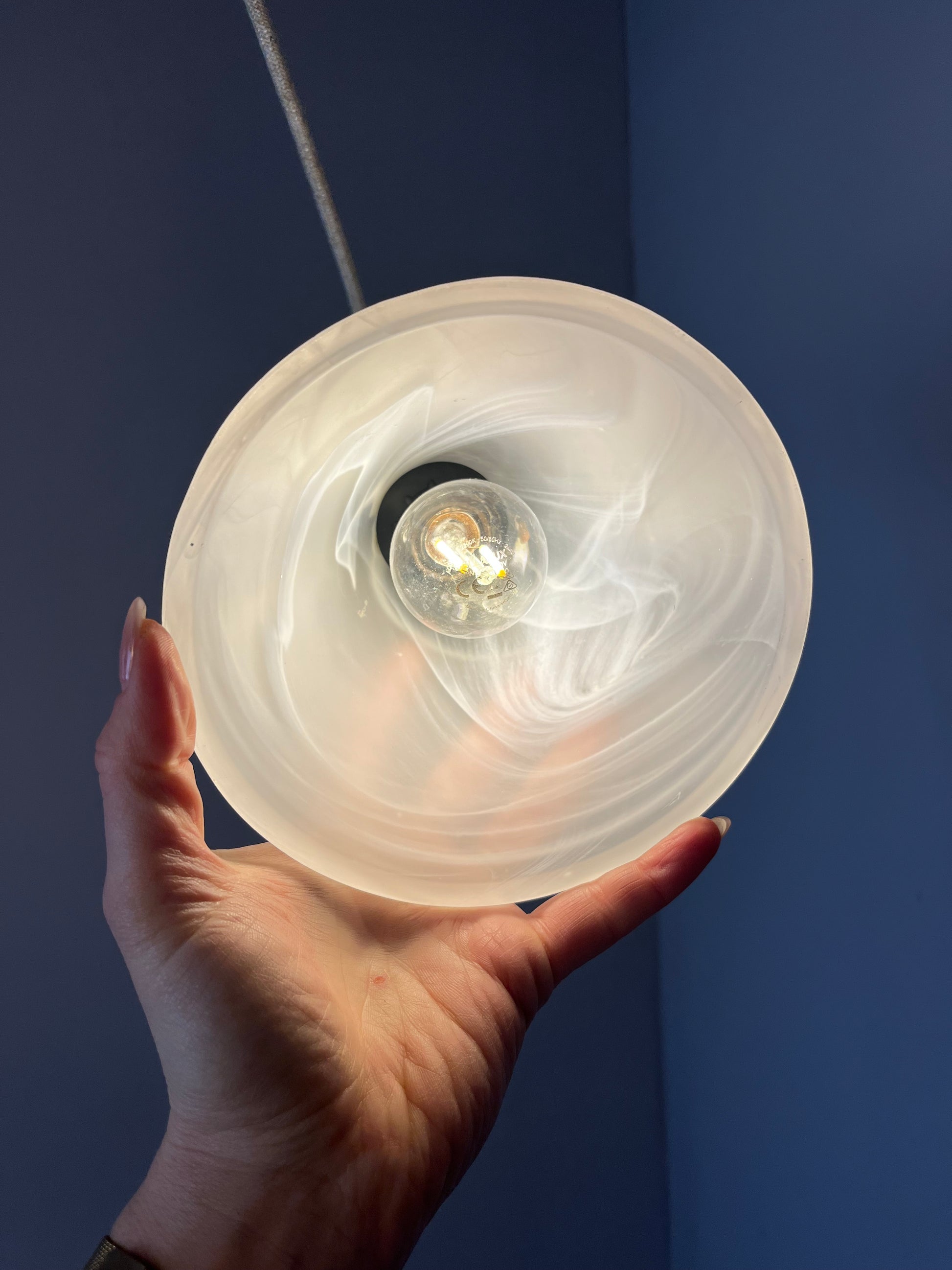 Hängelampe marmoriertes Glas Kupfer