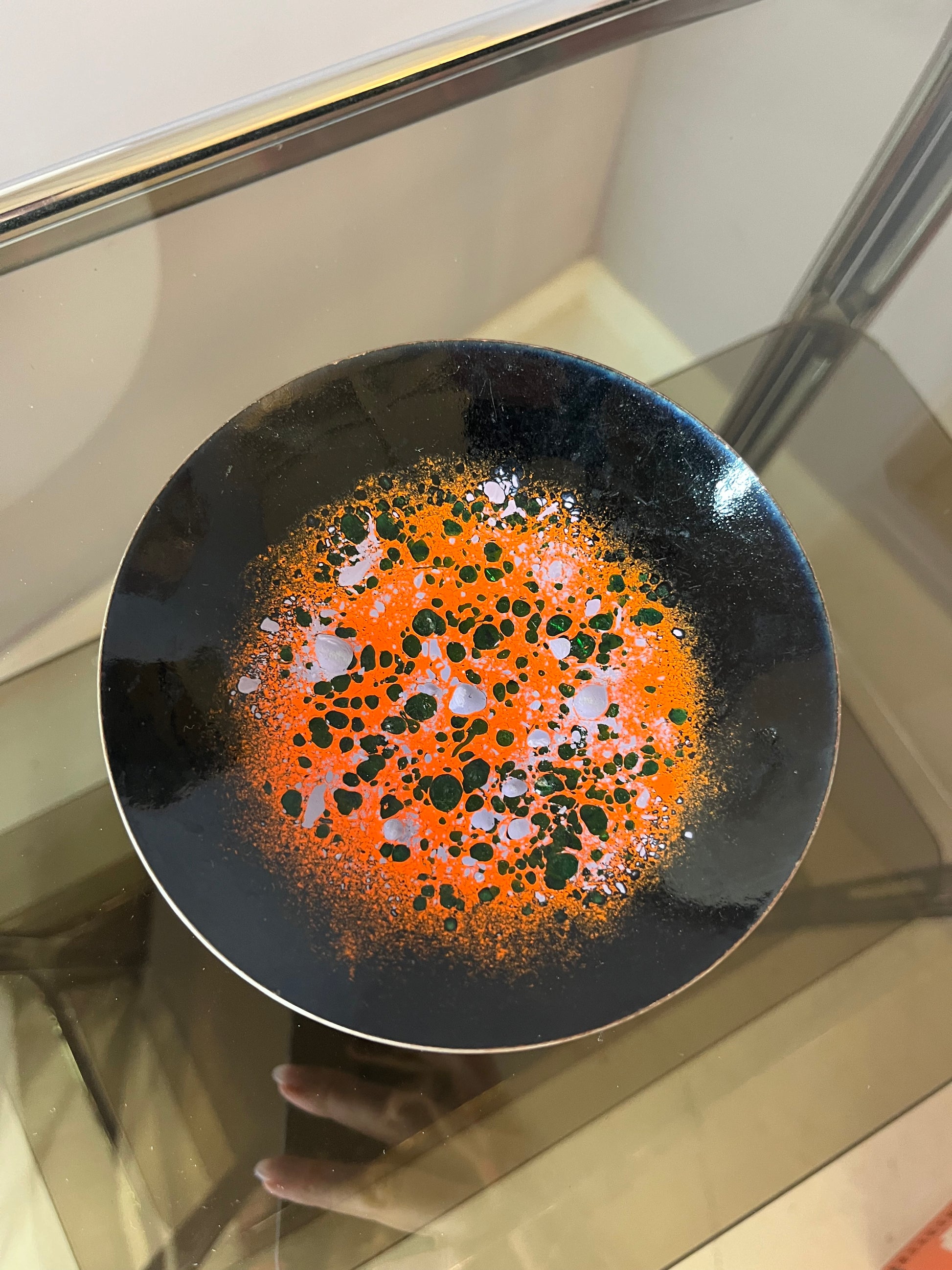 Schale orange schwarz Emaille