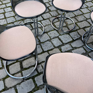 Freischwinger grau beige Kunststoff Chrom