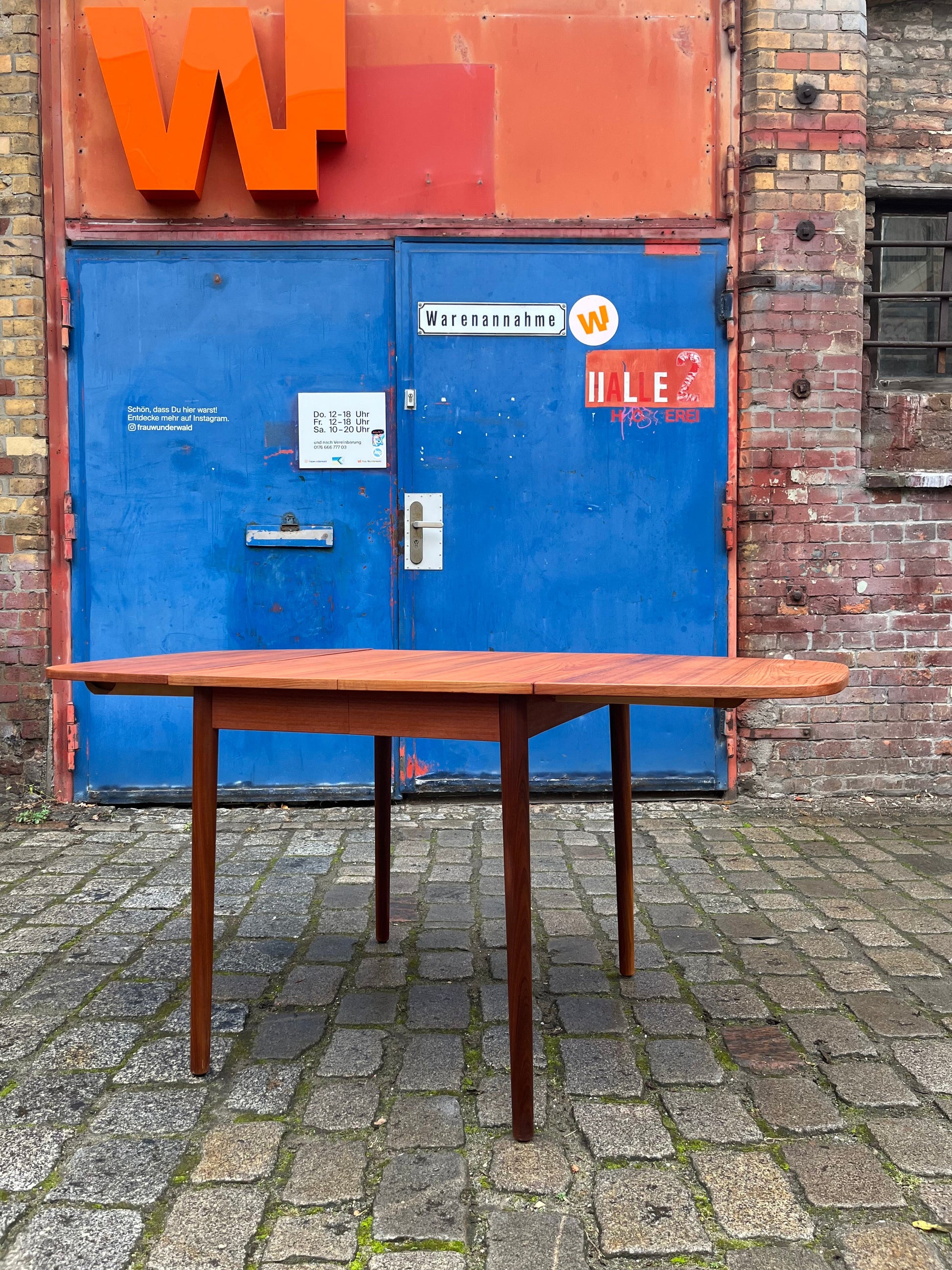 Esstisch Teak verlängerbar mit eingehängten Platten