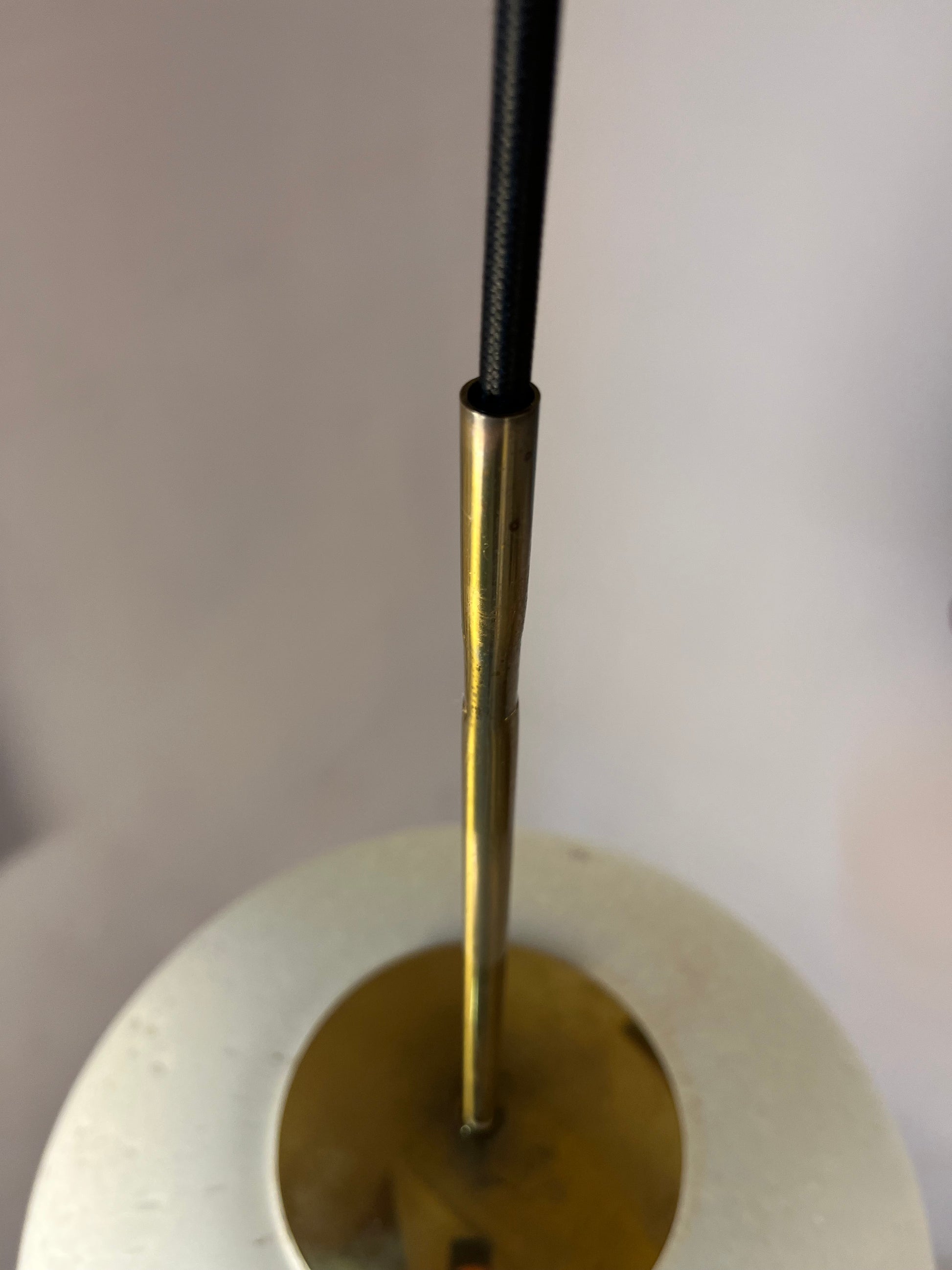 Kugellampe weiß Glas Messing von Peill & Putzler