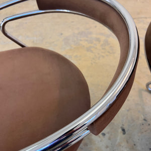 Polsterstuhl Chrom mit braunem Velour