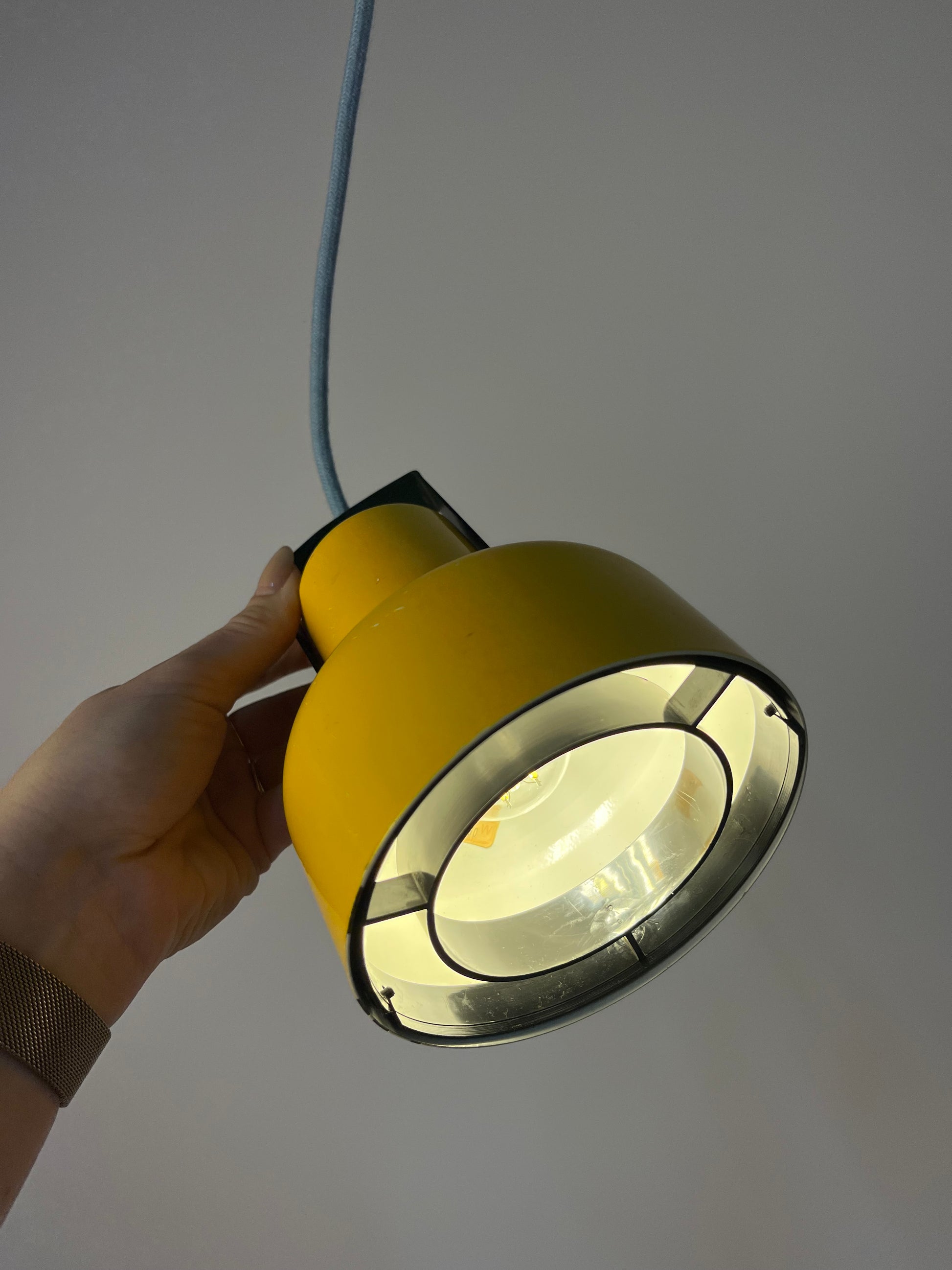 Hängelampe gelb von Brilliant Leuchten