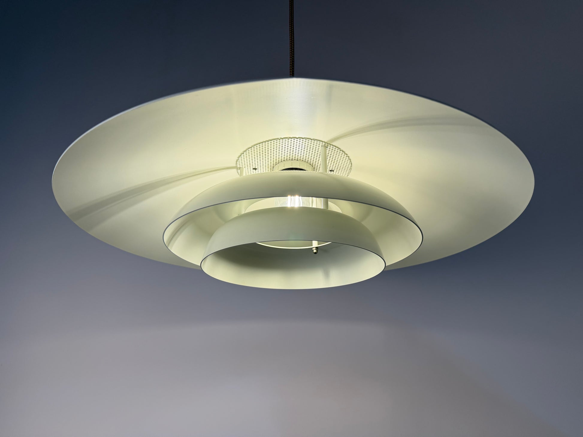 Lamellenlampe 350-H weiß von JEKA