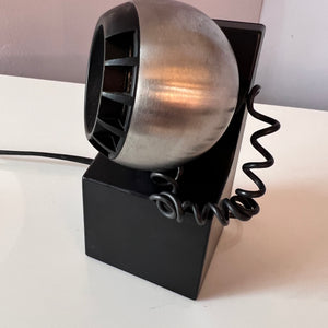 Tischlampe Modell 41701 schwarz silber mit Kugelkopf von Osram
