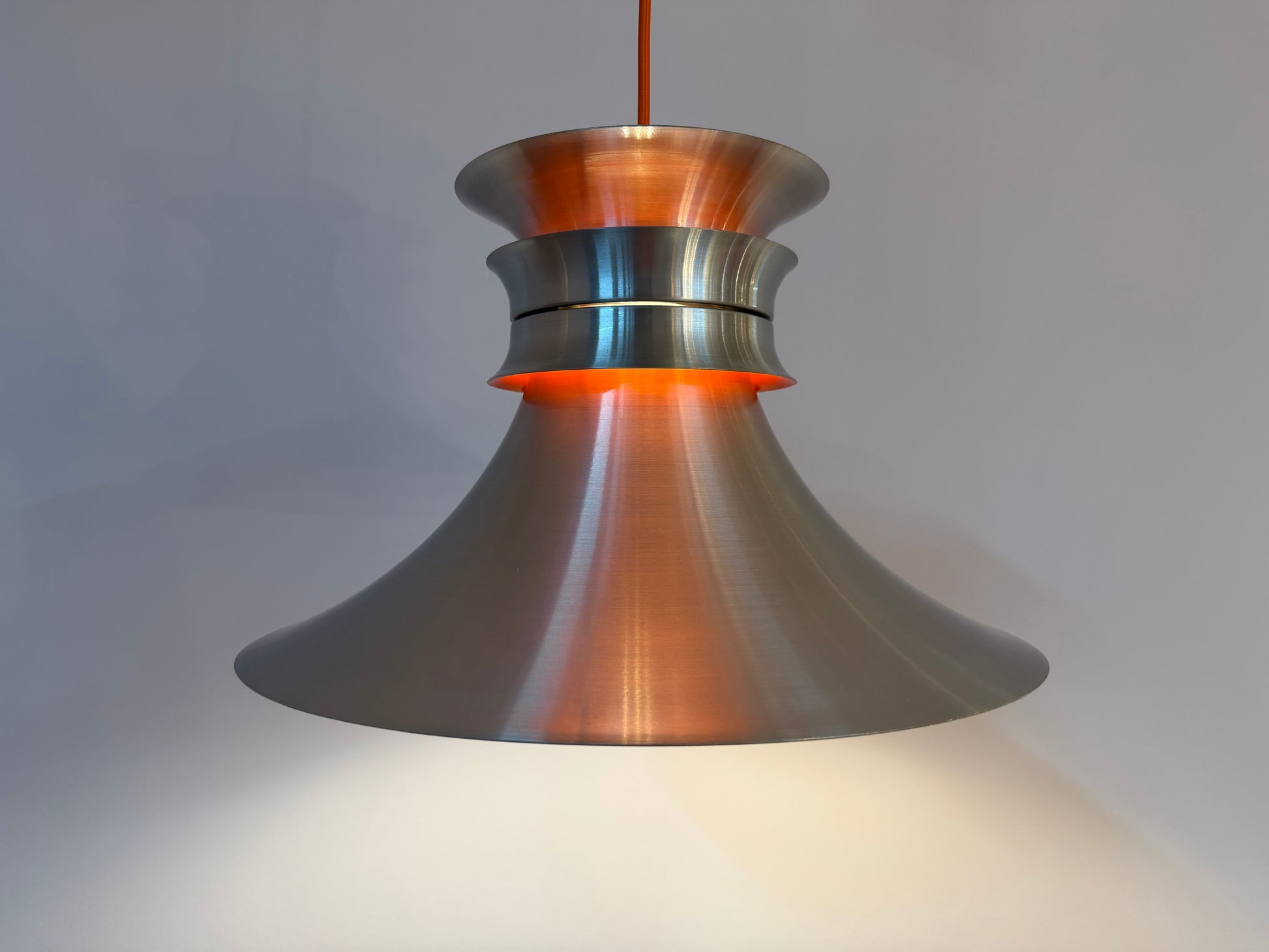 Hängelampe silber orange aus Dänemark