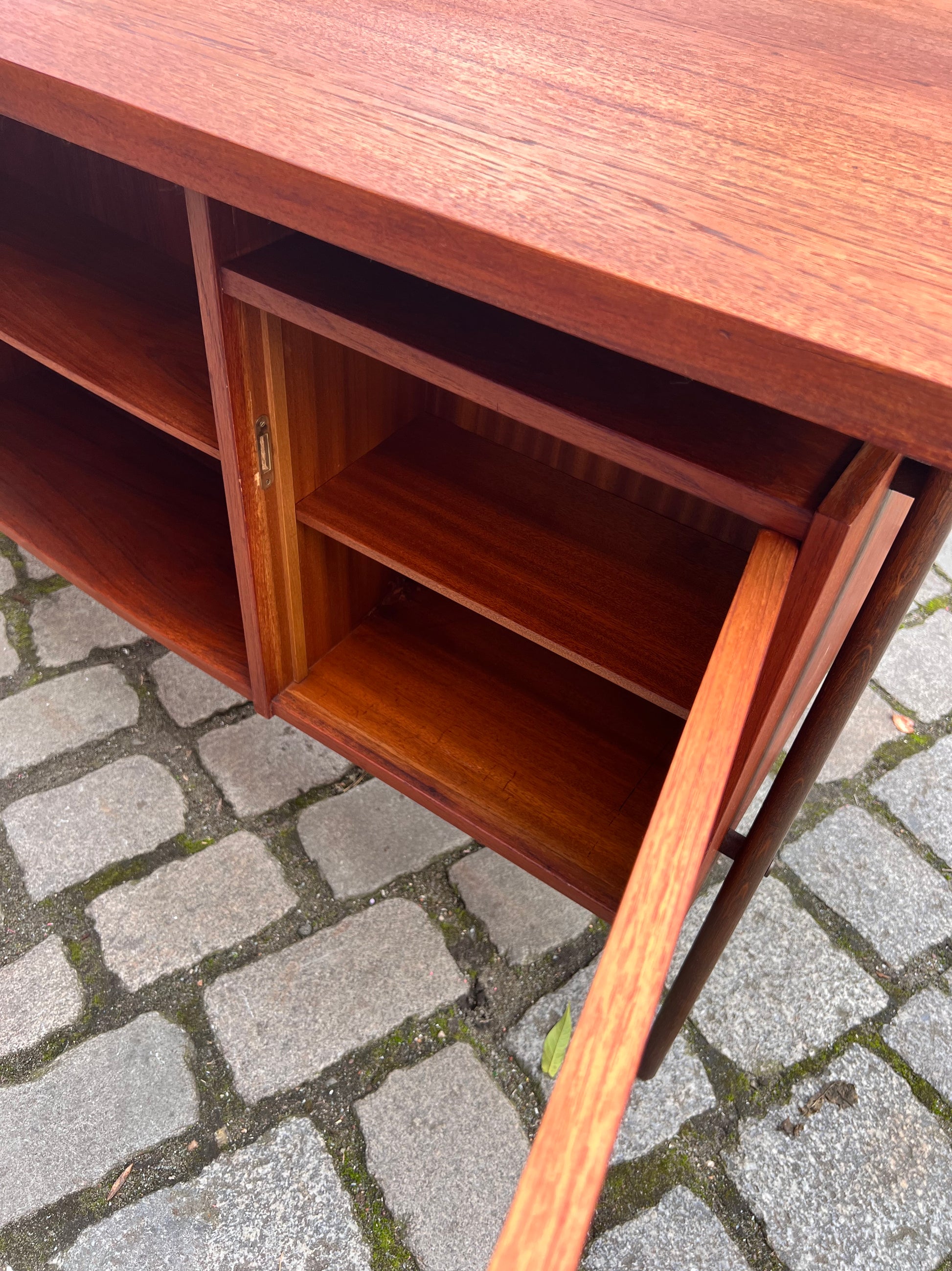 Freistehender Schreibtisch Teak von VKW Möbel