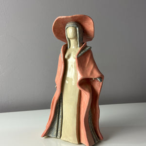 Figur Frau in rosa aus Dänemark