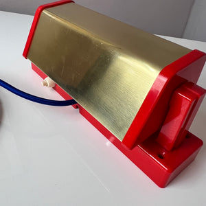 Wandleuchte rot gold von Lyfa Dänemark