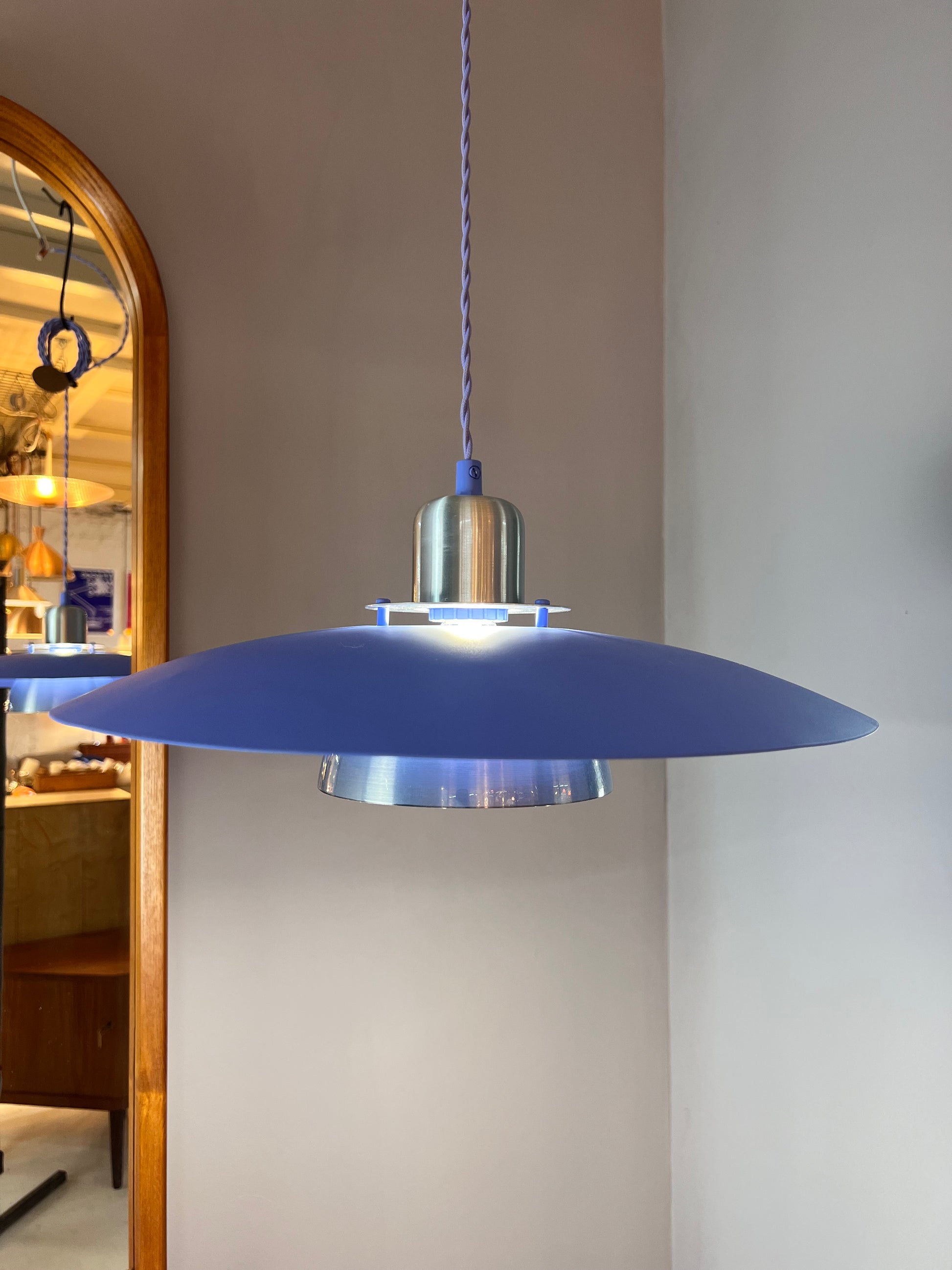 Lamellenlampe neu lackiert Dänemark