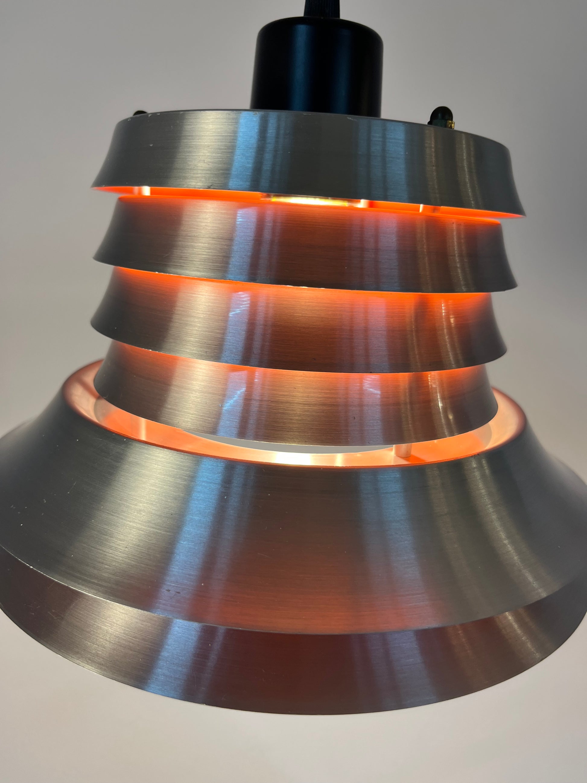 Lamellenlampe silber orange von Carl Thore für Granhaga