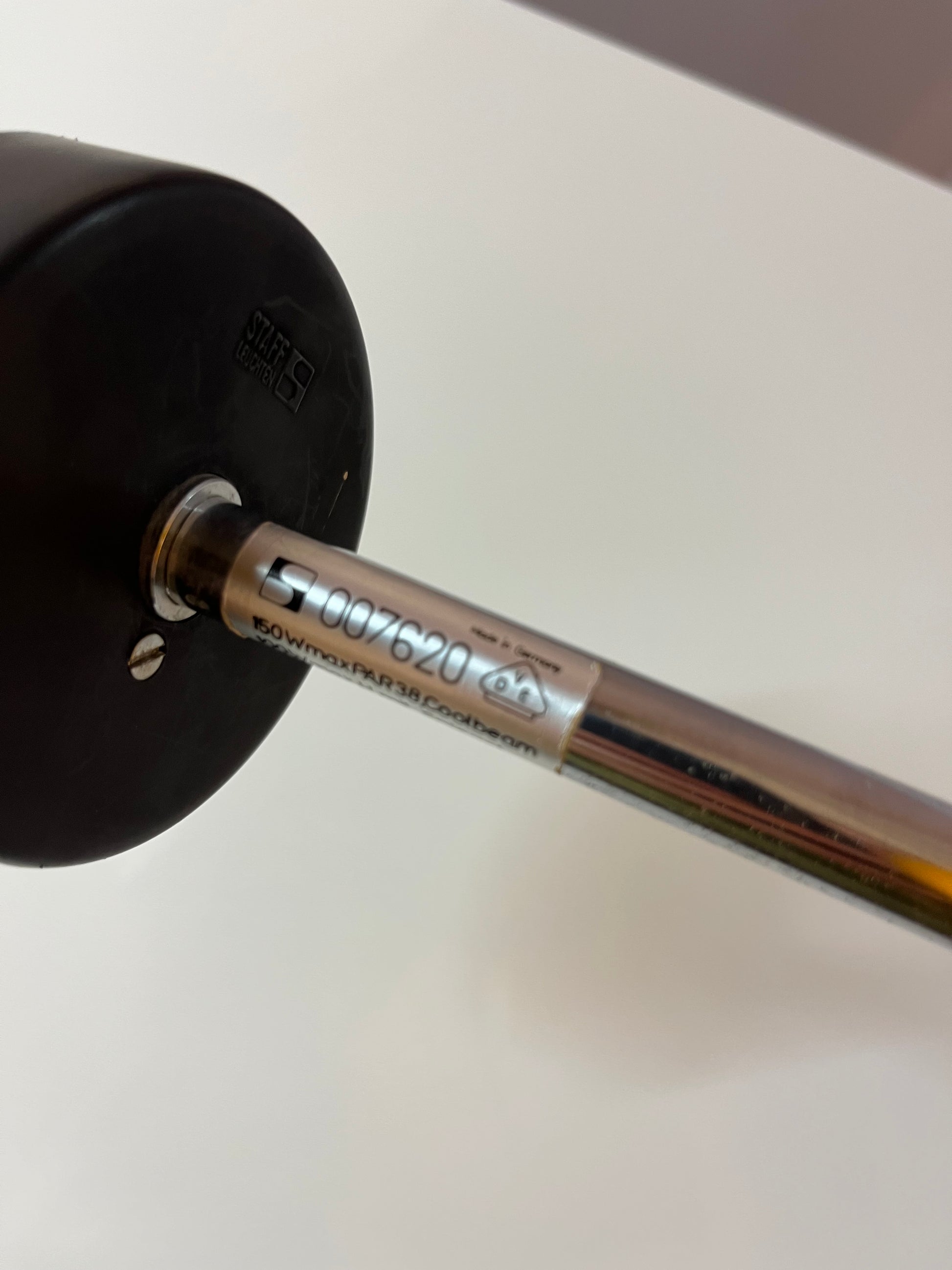 Wand- oder Deckenstrahler gelb von STAFF
