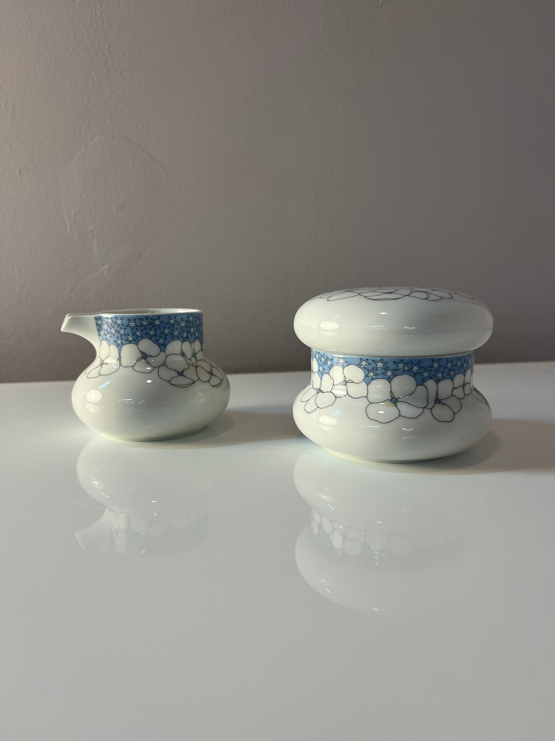 Set: Zucker & Milchkännchen Kiruna Garden weiß blau von Tapio Wirkkala für Thomas