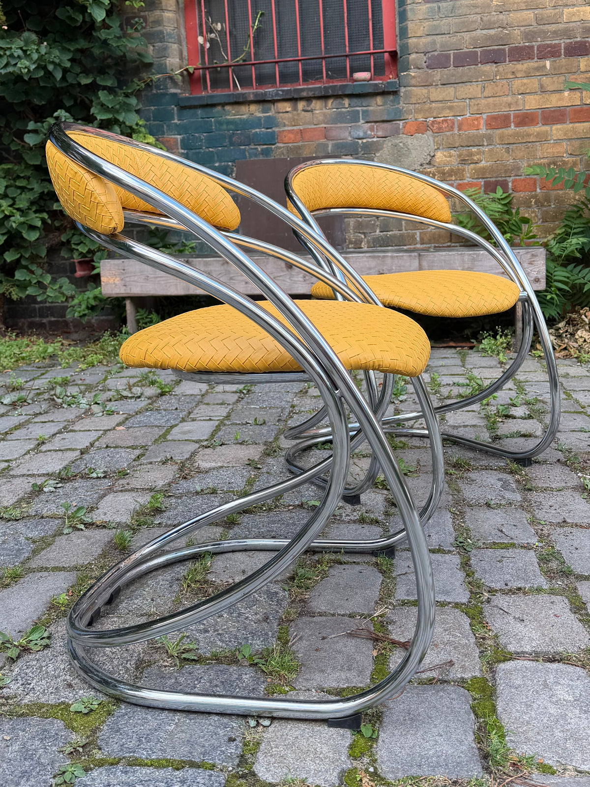 Freischwinger gelb Flechtoptik neu gepolster Leder Chrom