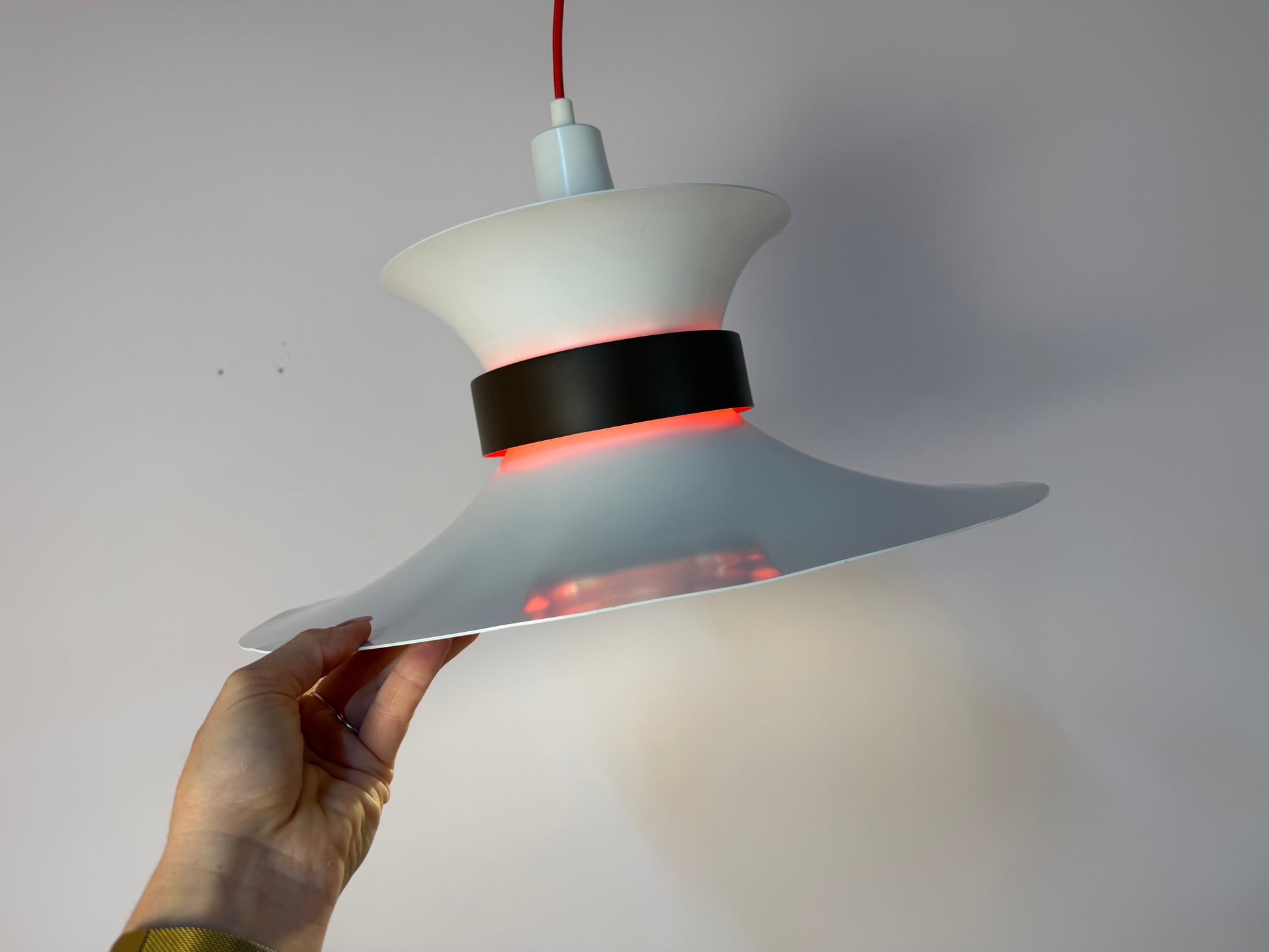 Lamellenlampe weiß schwarz von Bent Nordsted für Lyskaer Belysning
