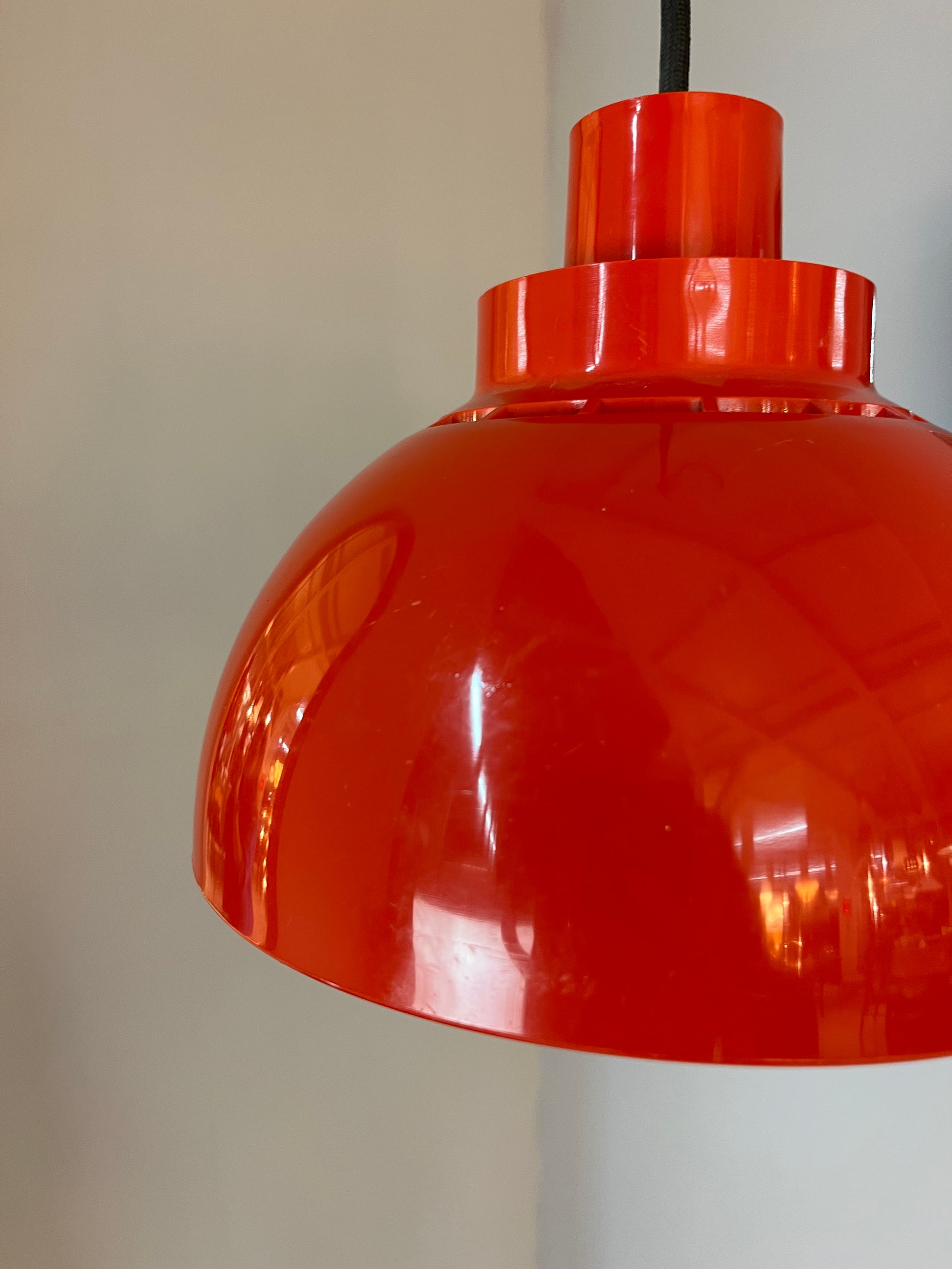 Hängelampe Minisol rot von K. Kewo für Nordisk Solar