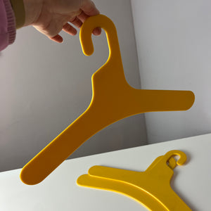 Set: 3x Kleiderbügel gelb
