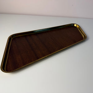 Asymmetrisches Tablett Messing Teak Furnier aus Dänemark