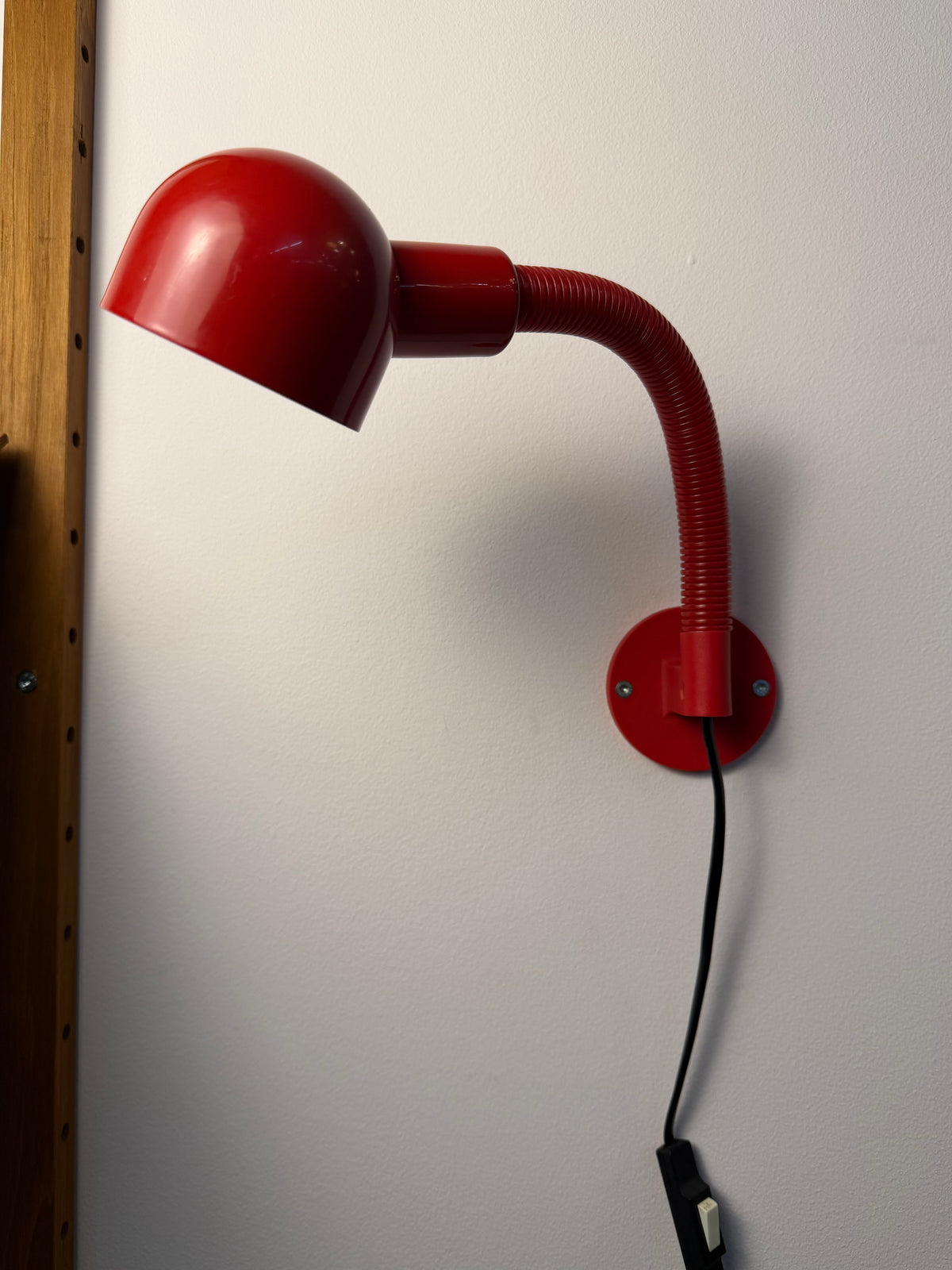 Wandlampe rot von Laoni