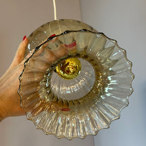 Hängelampe Glas mit Messing aus Dänemark