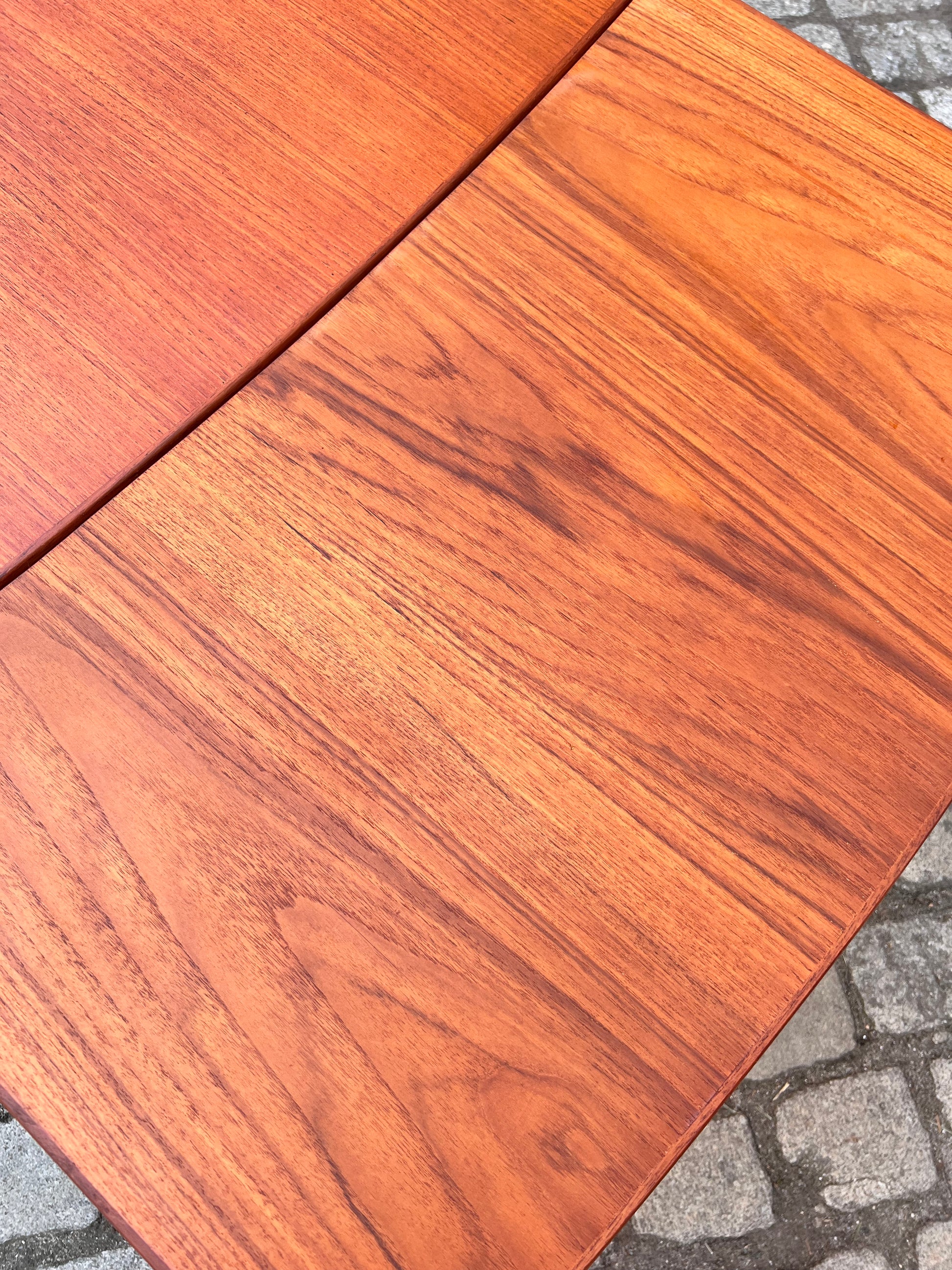 Ausziehbarer Esstisch Teak aus Dänemark