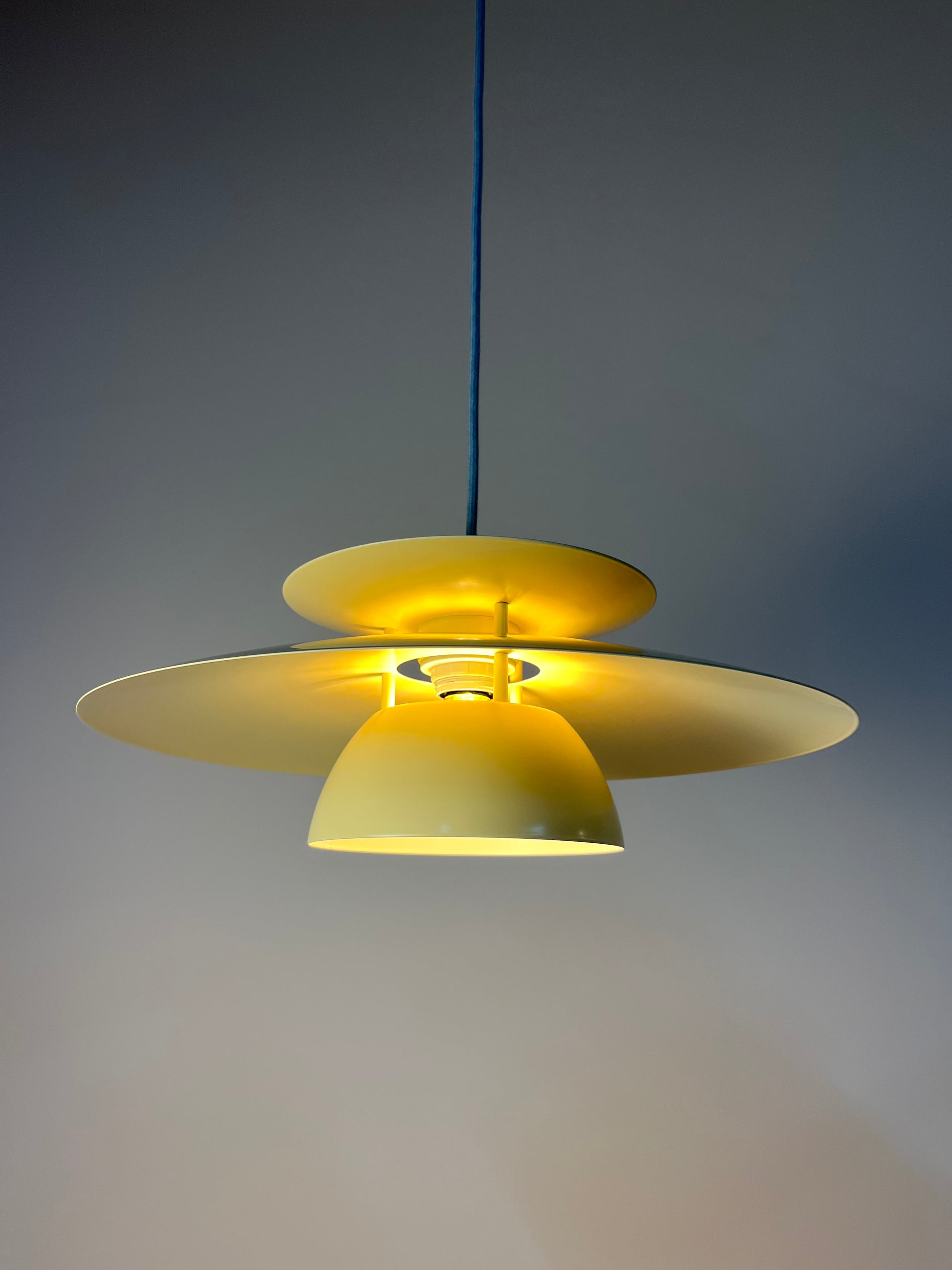 Lamellenlampe creme aus Dänemark