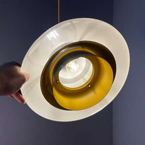 Lamellenlampe Silber Messing mit gelbem Innenleben von Granhaga