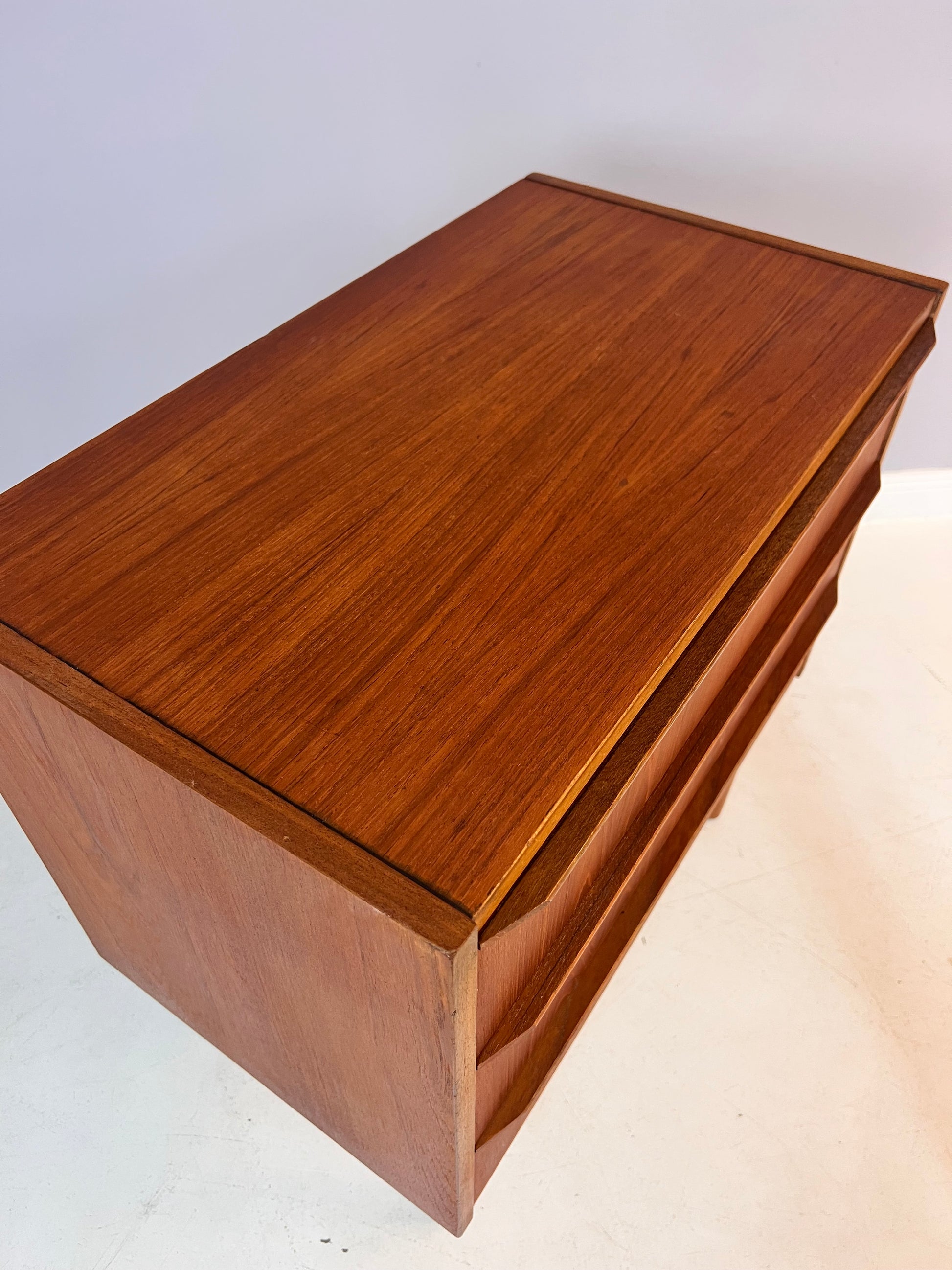 Kommode mit Schubladen Teak