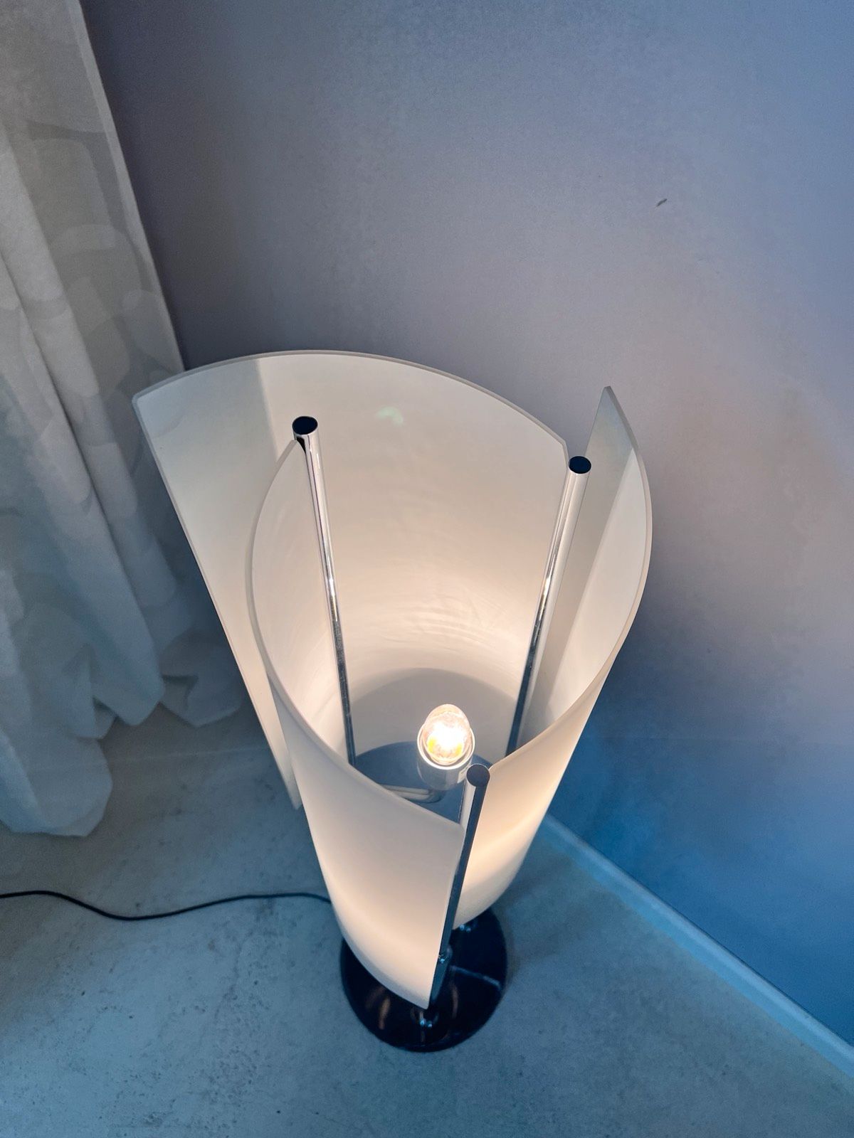 Stehlampe "Arianna" von Bruno Gecchelin für Oluce Italien