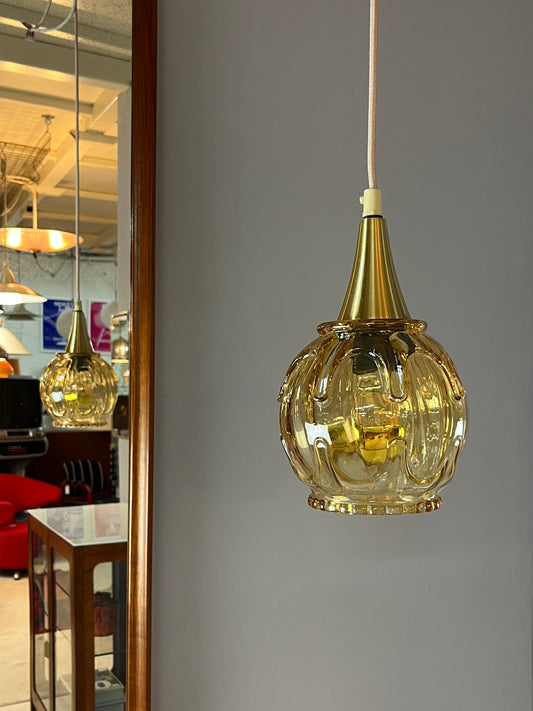 Hängelampe gelbgold Glas mit Messing