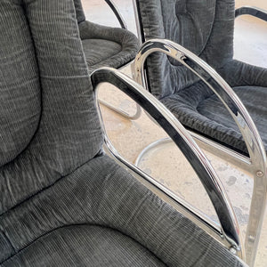 Freischwinger grau Cord Chrom von Gastone Rinaldi