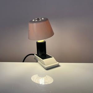 Klemmlampe weiß mit Metallschirm von Elios