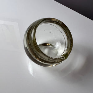 Kugelascher transparent Pressglas