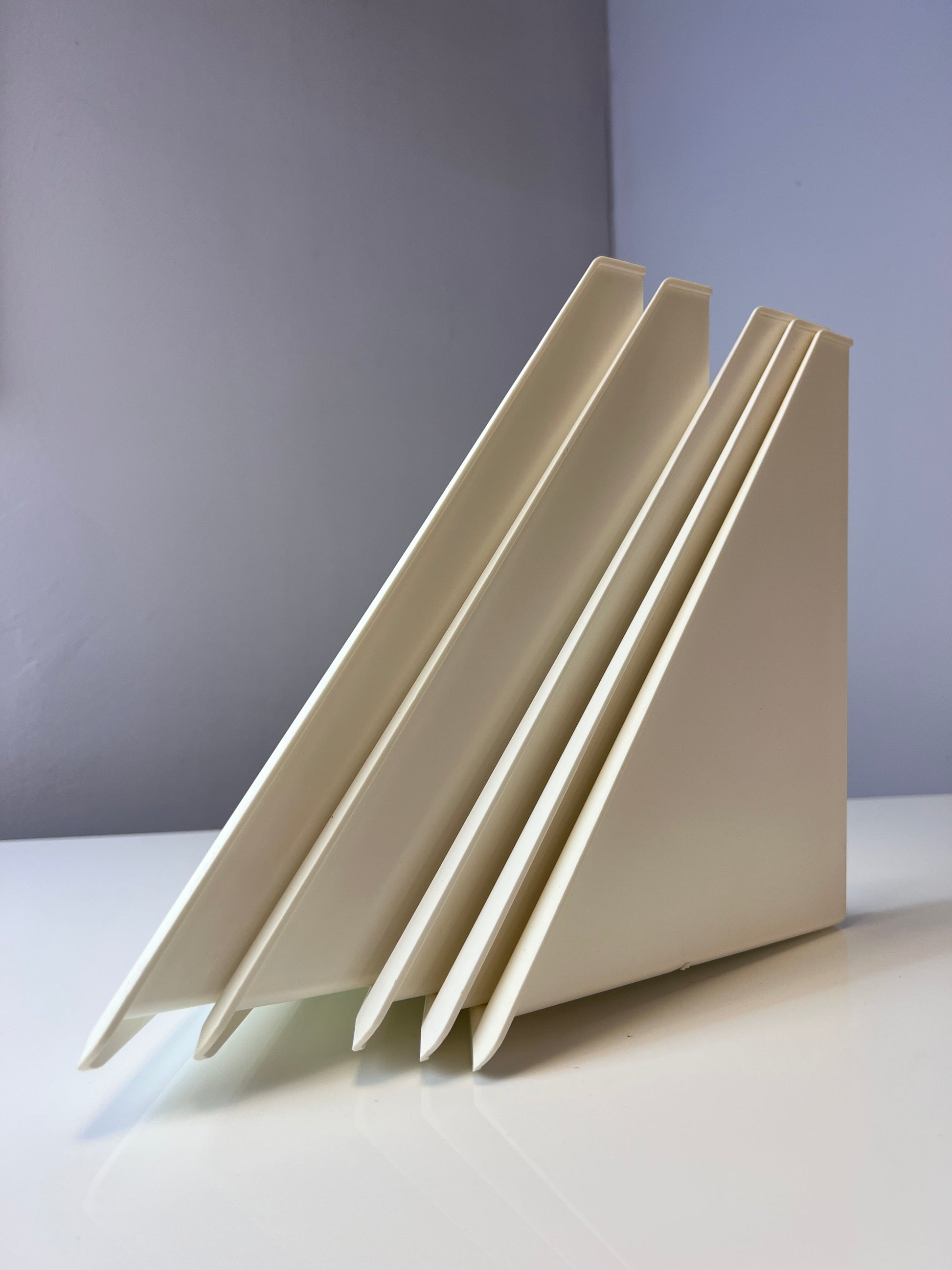 Regal "Butterfly" weiß von Paul Cadovius