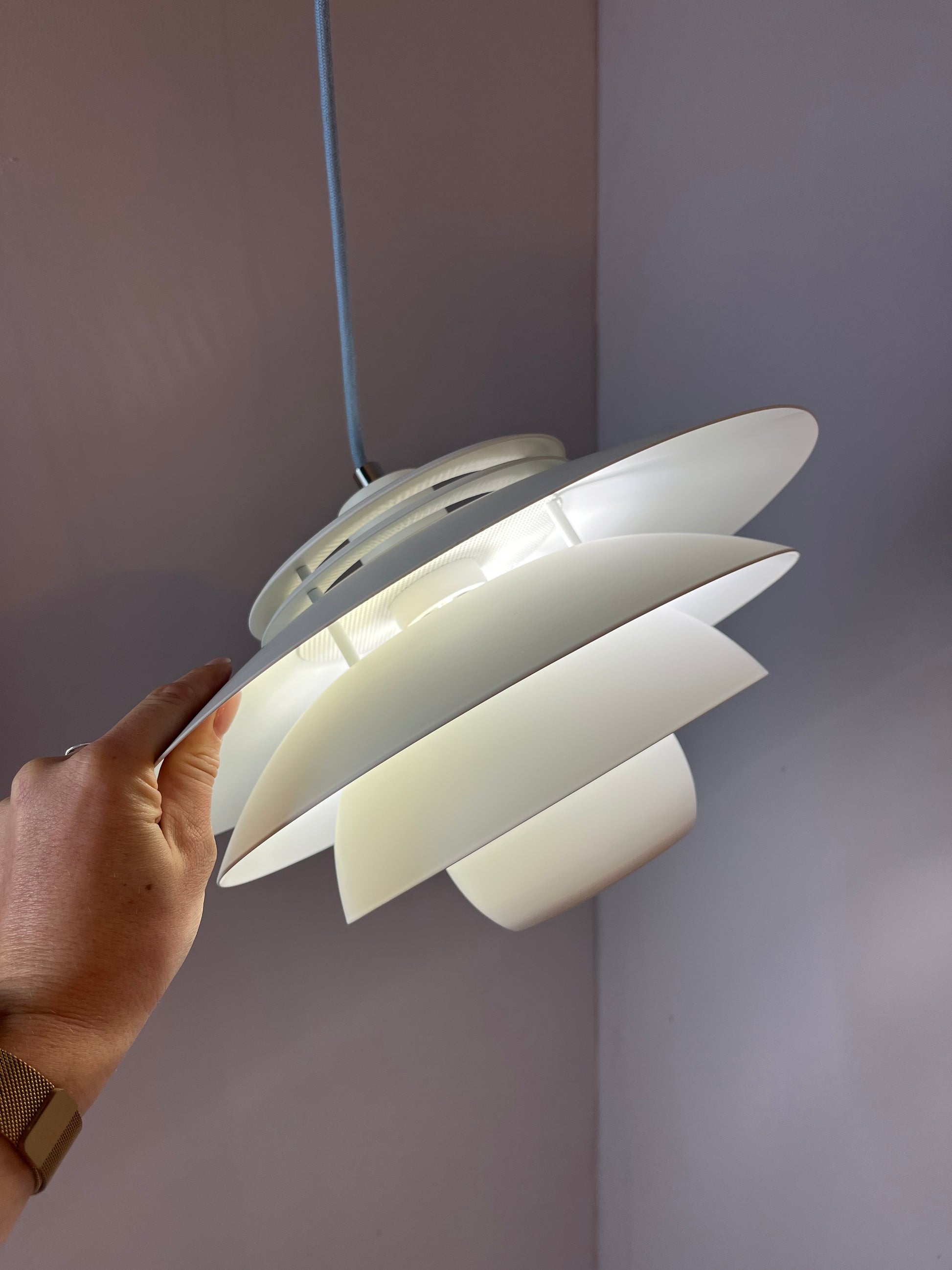 Lamellenlampe weiß aus Dänemark