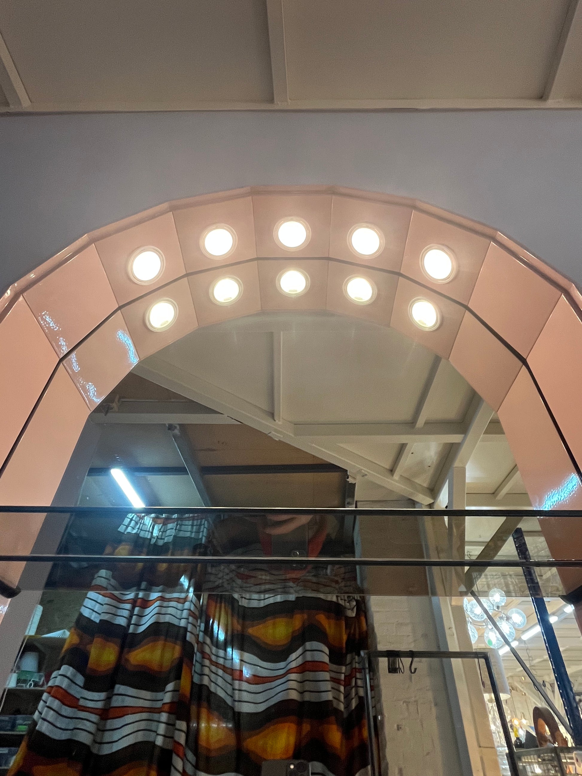 Set: Spiegelschrank rosa von Duscholux