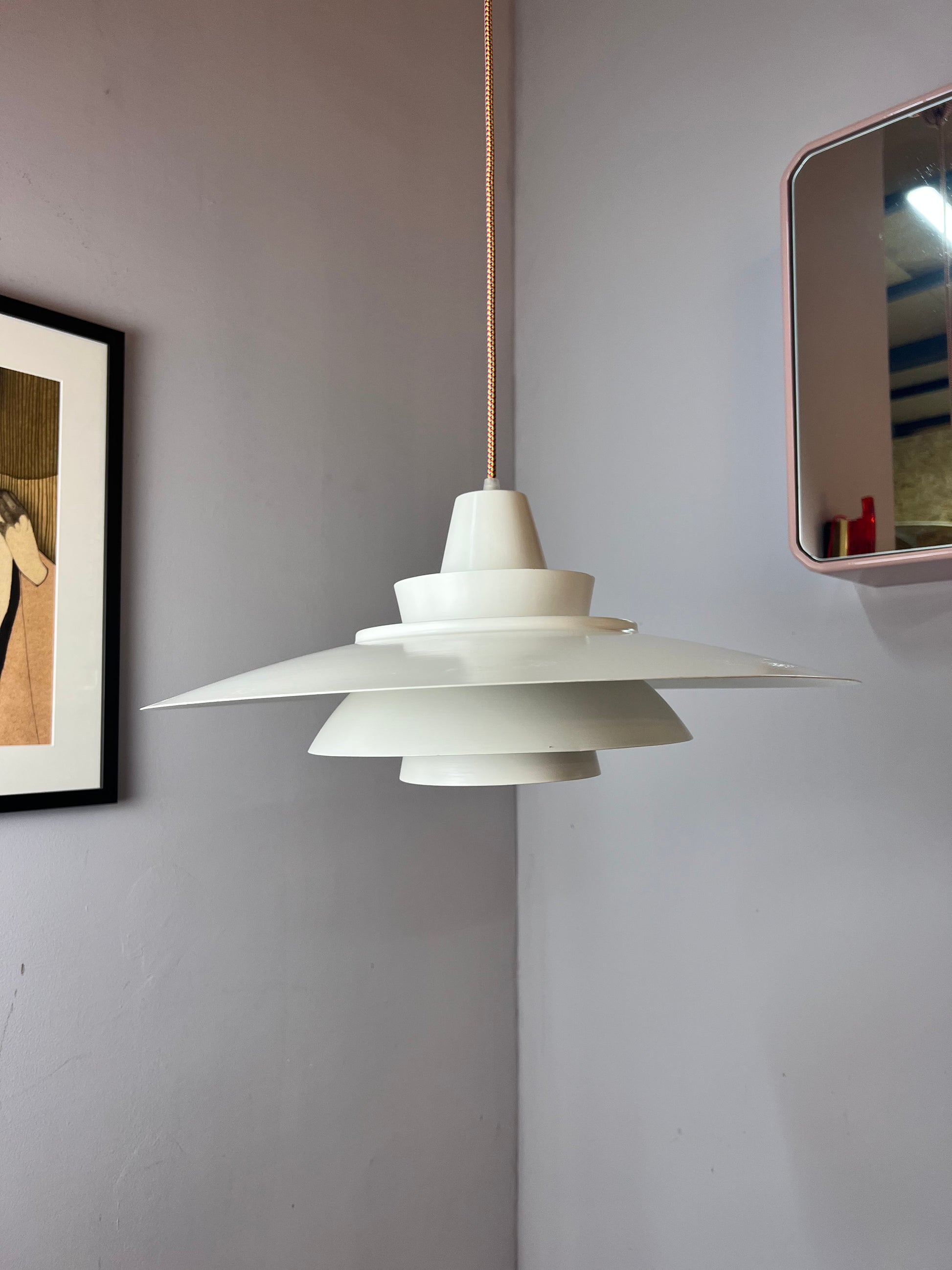 Lamellenlampe weiß aus Dänemark