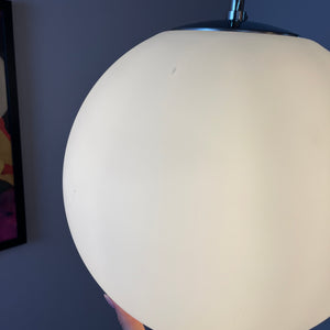 Kugellampe weiß Chrom von Glashütte Limburg