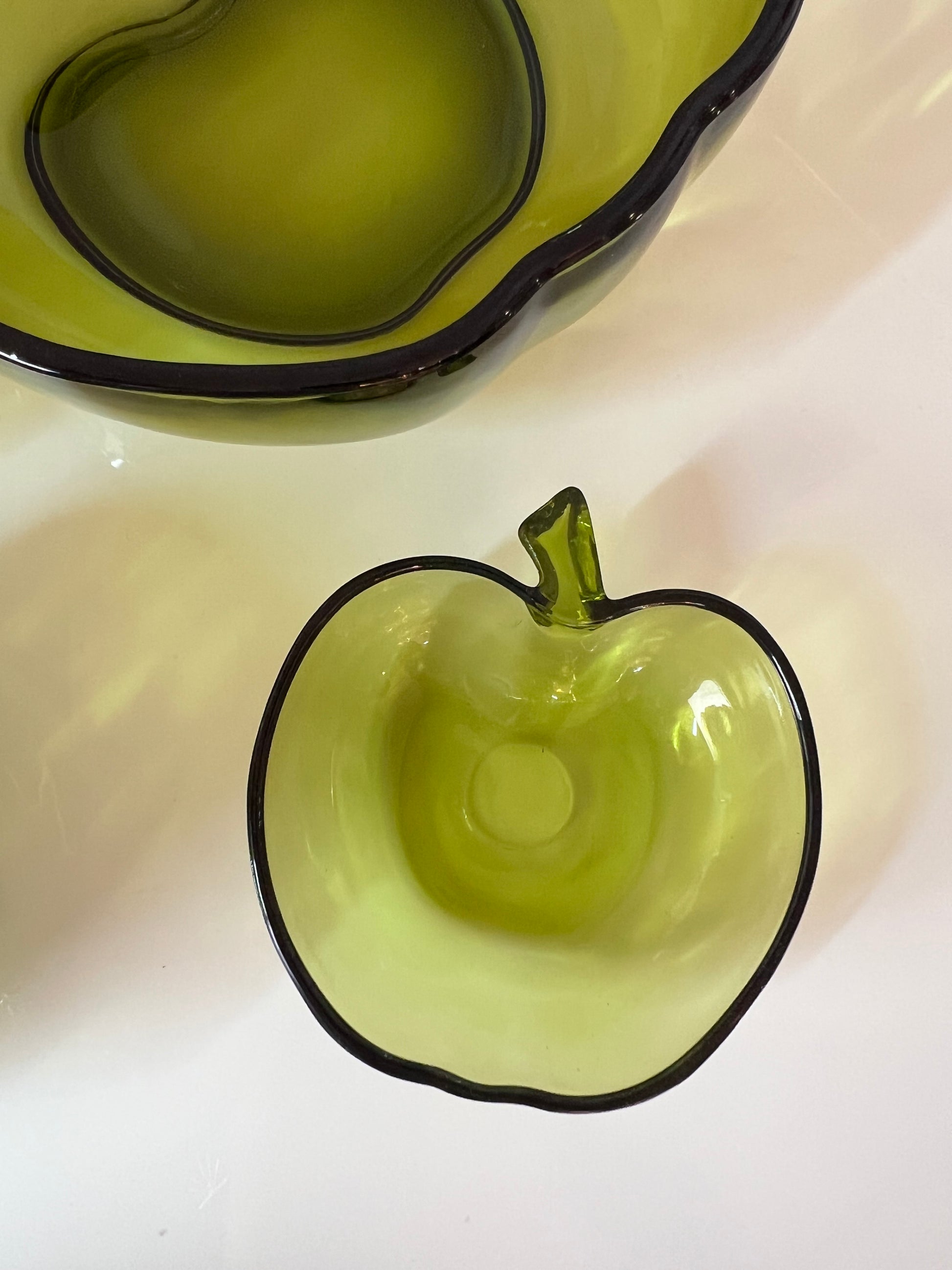 Set: 14x Schalen grüner Apfel Glas