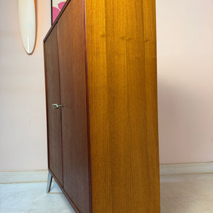 Schrank Teak mit Schloss & neuen Chromfüßen von Heinrich Riestenpatt