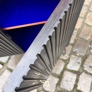 Kommode schwarz auf Hairpin Legs