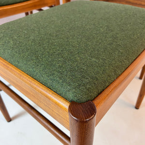 Set: 4x Polsterstuhl grün Teak