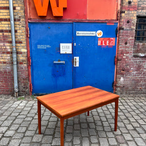 Ausziebarer Esstisch Teak von Henning Kjearnulf